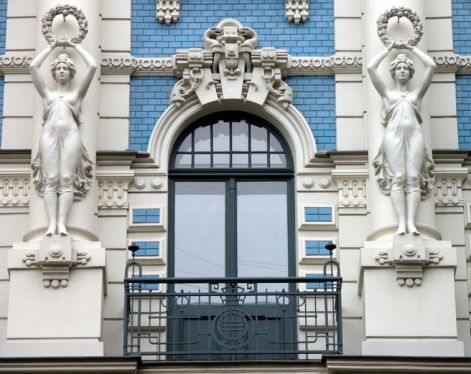 757px-riga_jugendstil_hausfassade.jpg