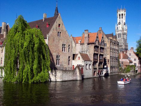 800px-brugge-canalrozenhoedkaai.jpg